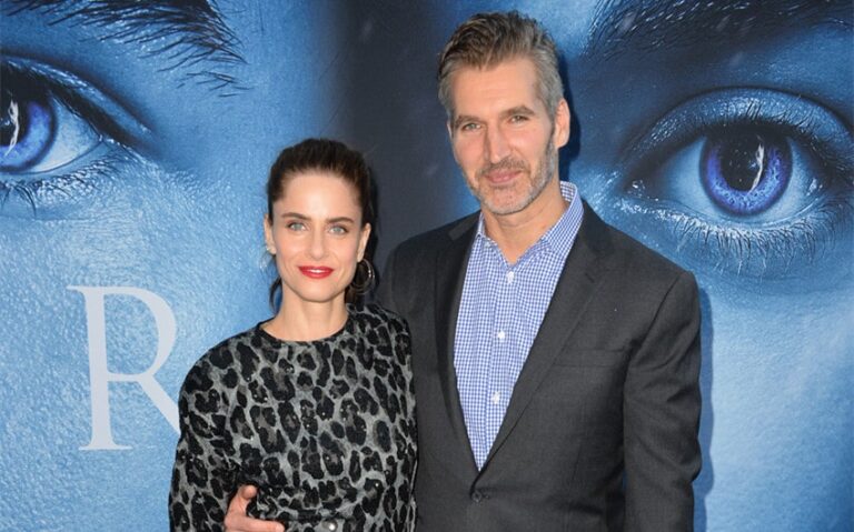 who is amanda peet's husband